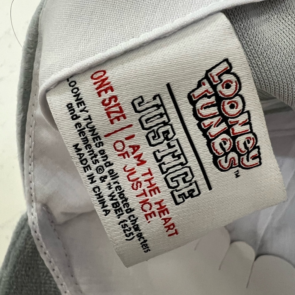 GRAY BUGS BUNNY CAP WITH EARS. LOONEY TOONS brand new without tags. UNISEX - Picture 9 of 10